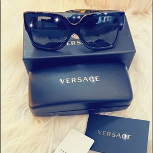 NWT Versace Sunglasses